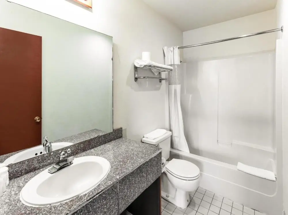 Arlington Motor Inn 6